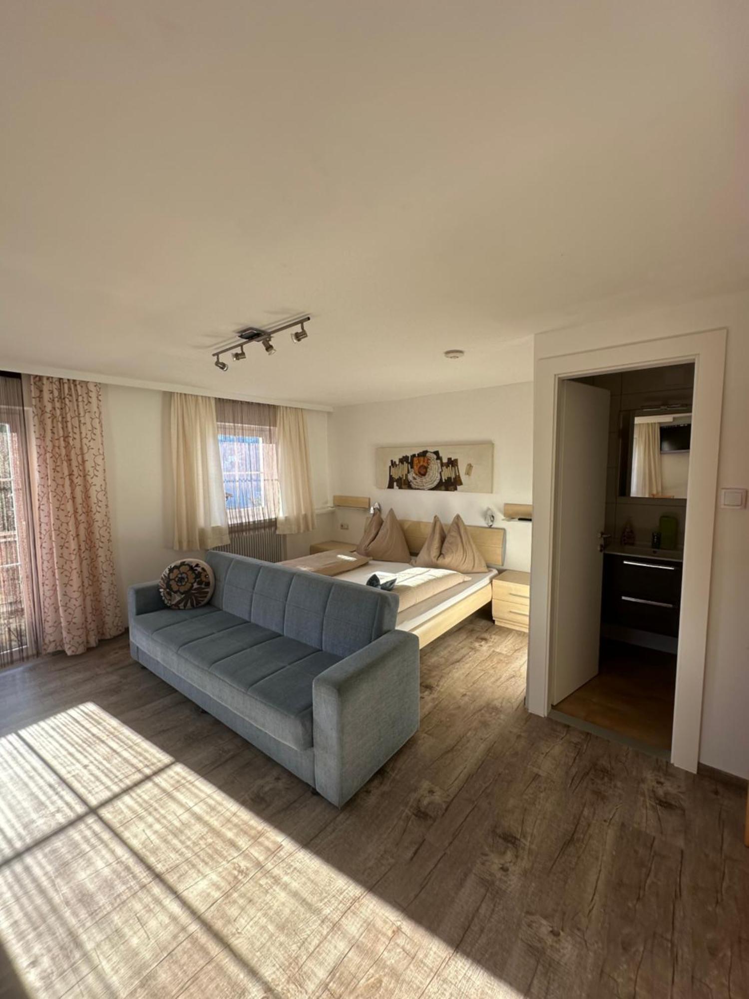 Fruehstueckspension Alpenrose Bed & Breakfast Iselsberg المظهر الخارجي الصورة