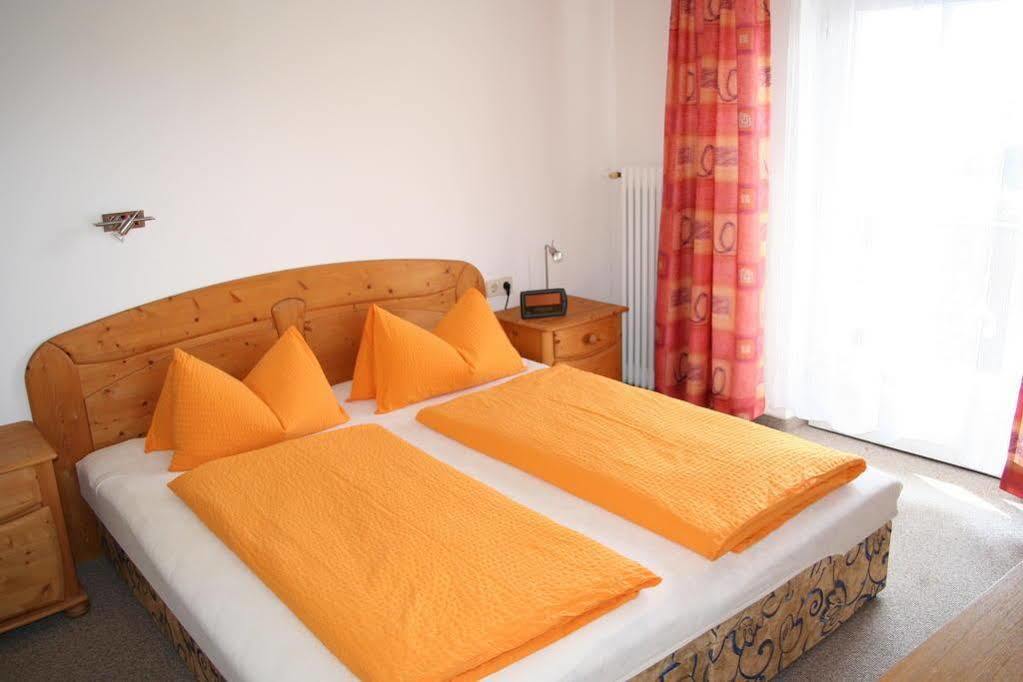 Fruehstueckspension Alpenrose Bed & Breakfast Iselsberg المظهر الخارجي الصورة